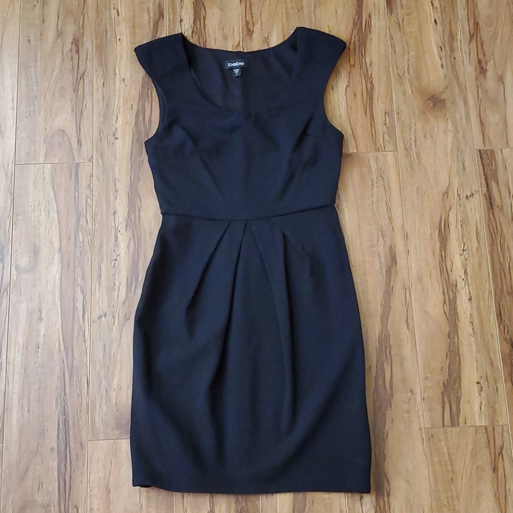 Black mini BeBe dresa